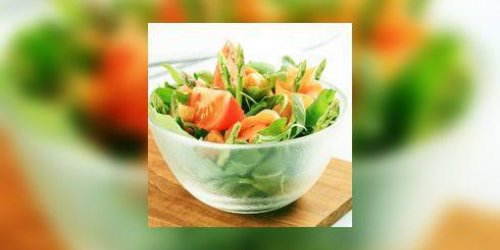 Salade d-asperges, de bulots et de tomates