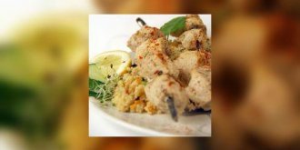 Brochettes de poulet marine au citron vert et a l-estragon