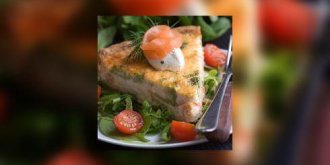 Quiche aux asperges et au saumon