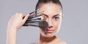 Le maquillage contouring, pour gommer les petits defauts du visage