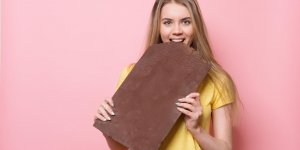 Stress et grignotage : les femmes sont des " mangeuses emotionnelles "