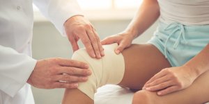 Douleur au genou quand il est plie : pourquoi ?