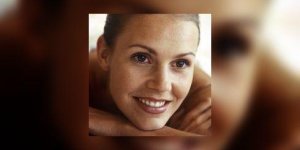 Taches de vieillesse ou lentigo : que faire ?