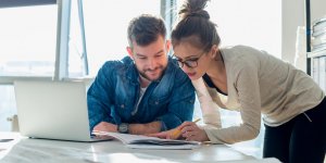 Couples : travailler ensemble, bonne ou mauvaise idee ?