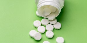 Regles : pourquoi l-aspirine est a eviter en cas de douleur