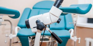 Frottis et colposcopie : le depistage du cancer du col de l-uterus