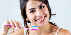 Dents : stop aux mauvaises habitudes !