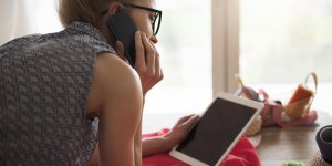 Dos voute avec l-age : comment prevenir ?