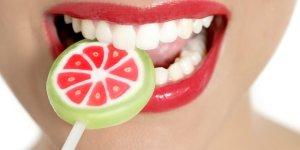 Comment repare-t-on les dents abimees ?