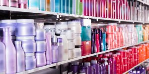Rappel de cosmetiques : les Primer water de Primark sont contaminees