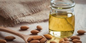 9 choses a faire avec l-huile d-amande douce 