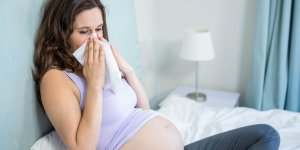 Rhume : les solutions homeopathiques pour les femmes enceintes