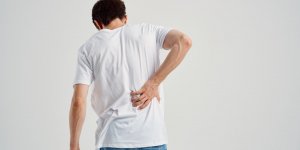 Lombalgie : comment vaincre le mal de dos simplement ?