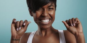 Fil dentaire : a quoi sert-il ?