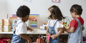 Comment la creche peut-elle aider l-enfant a se developper ?