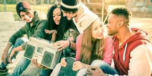 Puberte : des petites filles deja femmes