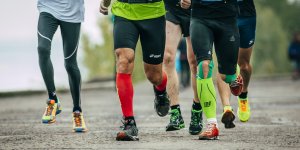 Chaussettes de contention : les runners victimes de la mode ?