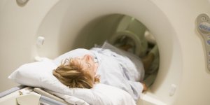Cancer : un etablissement francais capable de detecter des mini tumeurs