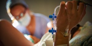 Accouchement : l’episiotomie n’est plus recommandee que dans un seul cas