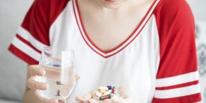 Medicaments : leur mauvais usage provoque 10 000 deces par an