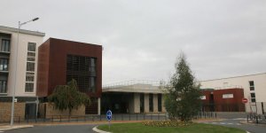 Tuberculose : campagne de depistage dans un lycee de Melun