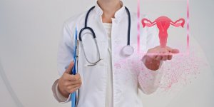 Prevention du cancer du col de l’uterus : l’Assurance maladie accusee de freiner le progres