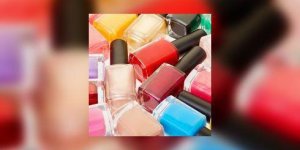 Vernis a ongles : ils peuvent transporter des perturbateurs endocriniens