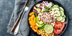 Fruits a coque, legumes secs, cereales : les nouvelles recommandations alimentaires francaises