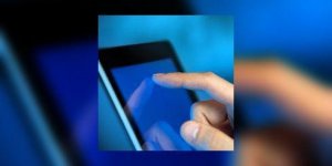 La lumiere bleue des tablettes perturbe le sommeil