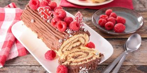 Buche chocolat framboise ou fraise 