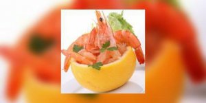 Pamplemousse farci d-avocat et de crevettes