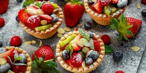 Tarte aux fraises et aux fruits rouges