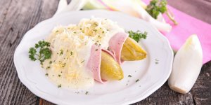 Endives braisees, poireaux et jambon