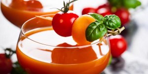 Soupe glacee de tomates et melons