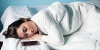 Smartphone : les applications aident-elles à bien dormir ?