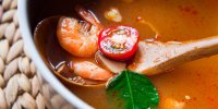 Bouillon de crevettes au gingembre 