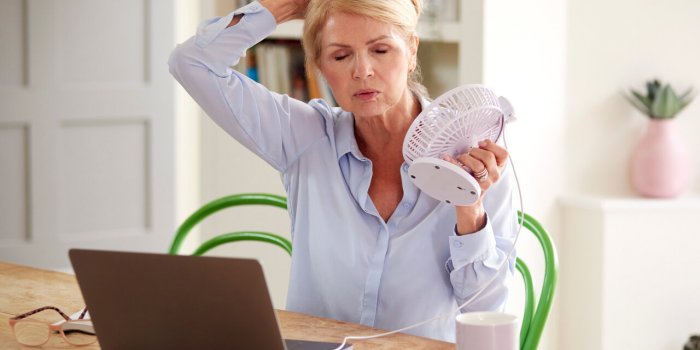 Menopause : 5 conseils pour gerer les bouffees de chaleur pendant l’ete 