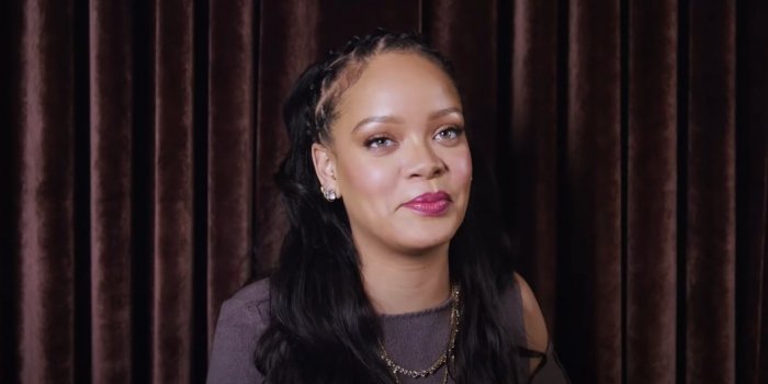 Rihanna enceinte devoile son baby bump