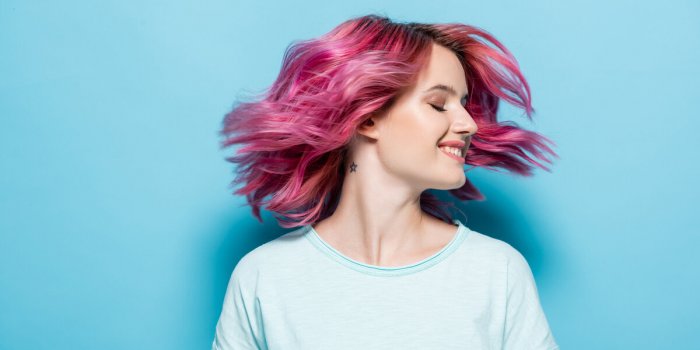 Apres-shampoings : les 5 meilleurs pour l’ete et les cheveux colores