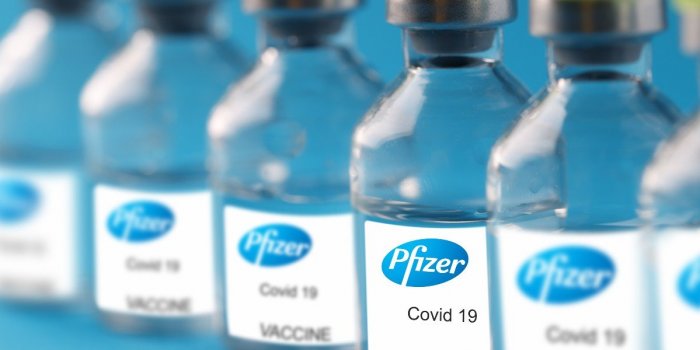 Vaccin Pfizer : les effets secondaires “retardes” reperes par la FDA