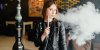 Fumer la chicha ou la cigarette : quel est le pire ?