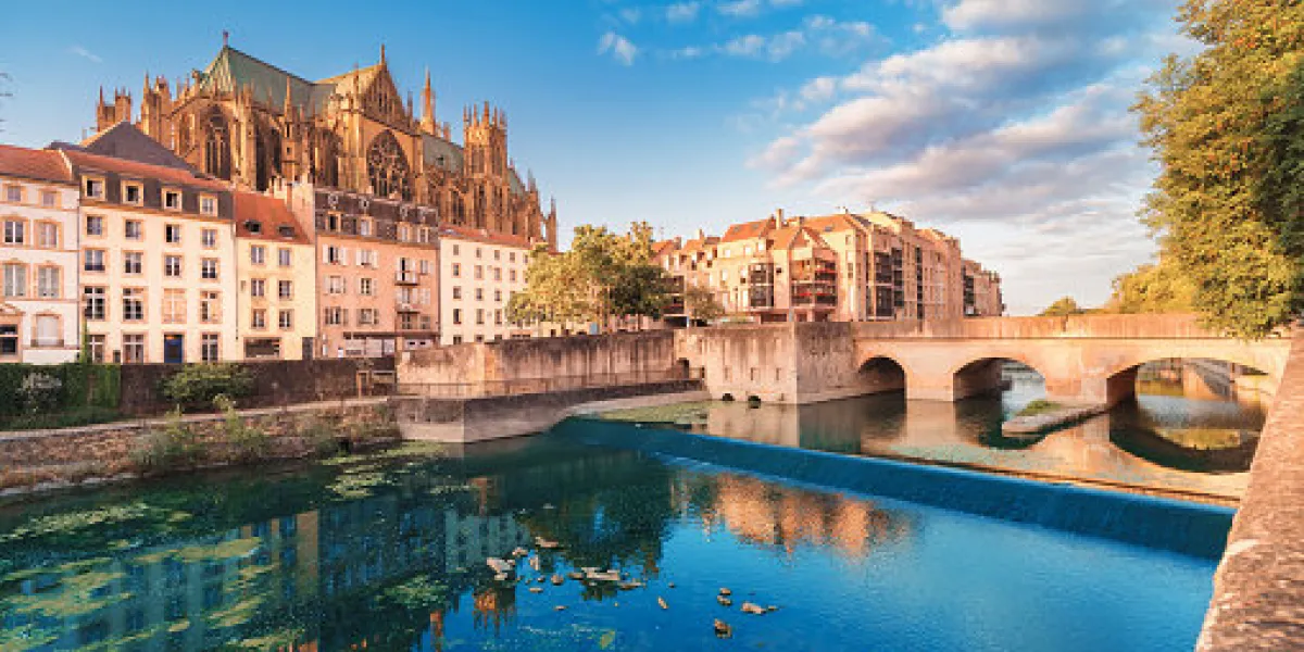 cityscape scenic view of saint stephen cathedrla in metz city at sunrise travel landmarks and tourist destination in france cityscape scenic view of saint stephen cathedrla in metz city at sunrise travel landmarks and tourist destination in france