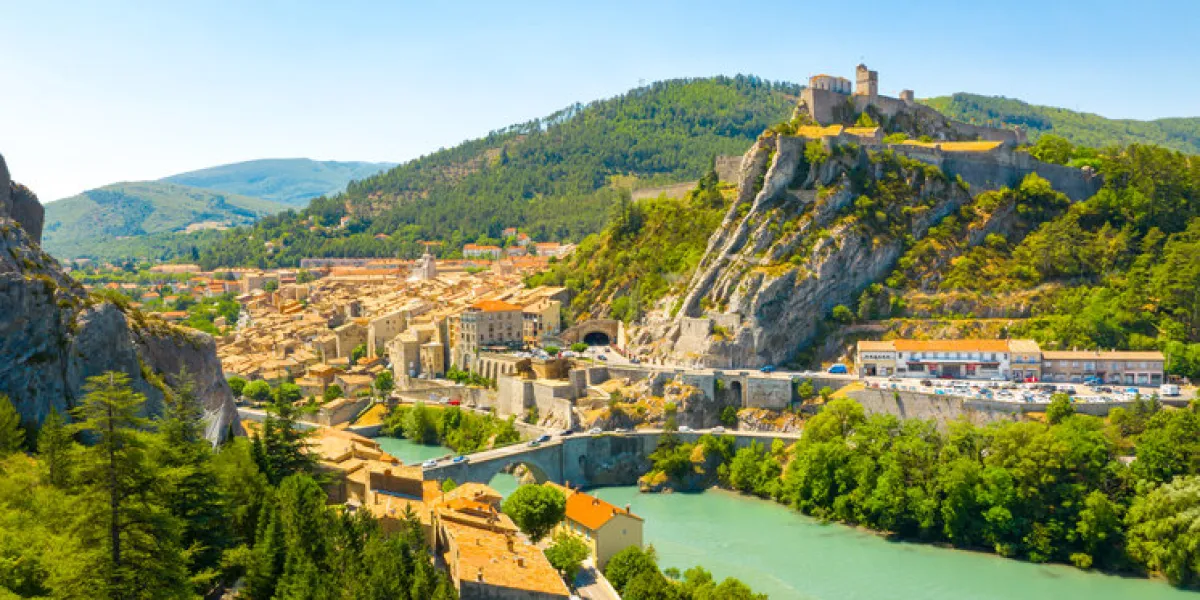 sisteron is a commune in the alpes-de-haute-provence department in the provence-alpes-côte d'azur region in southeastern france