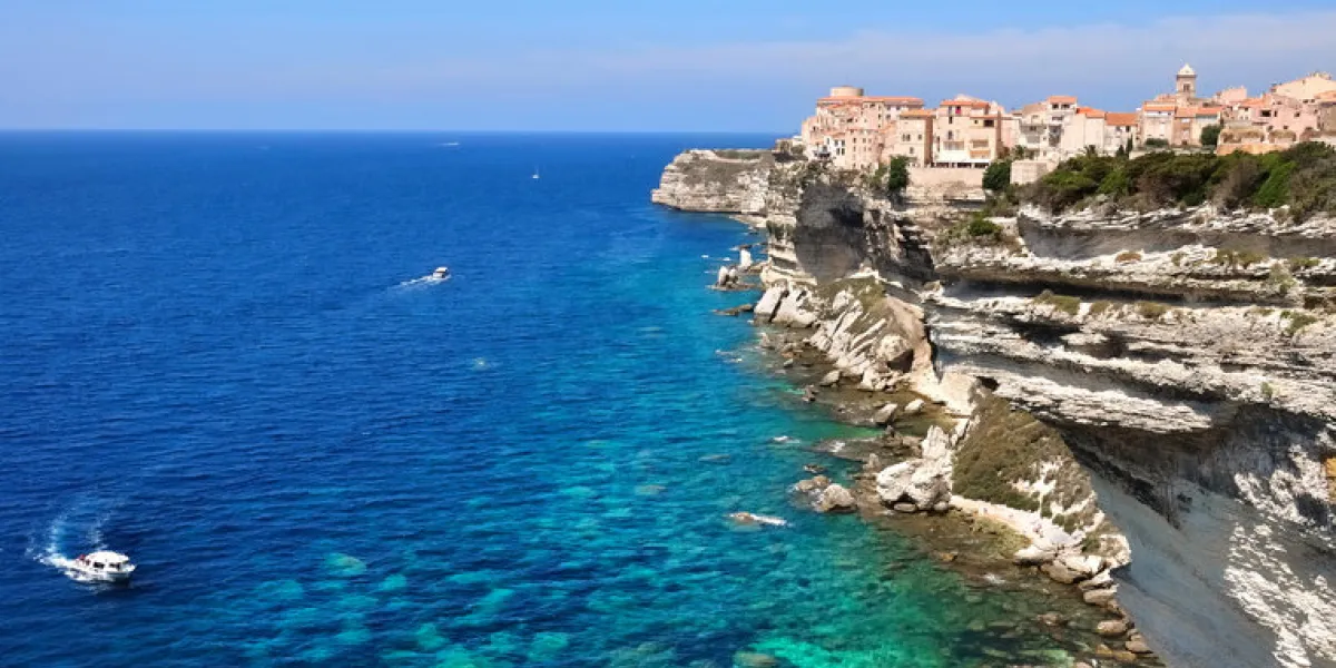 village perched atop a limestone cliff on the mediterranean coast (bonifacio)