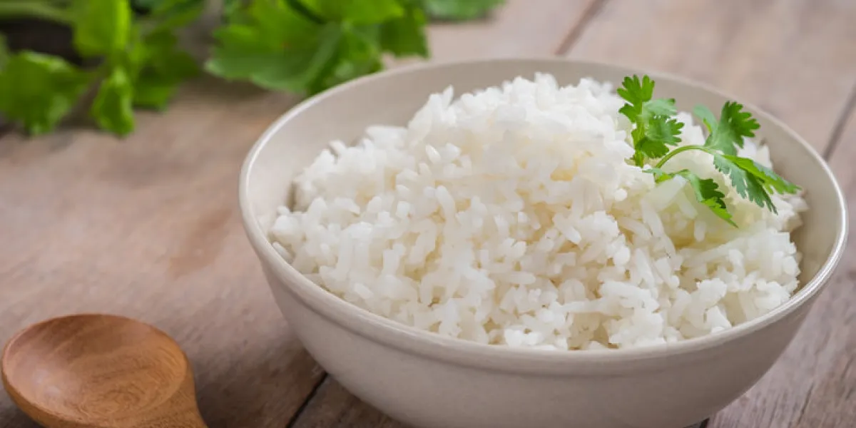 white rice in bowl white rice in bowl