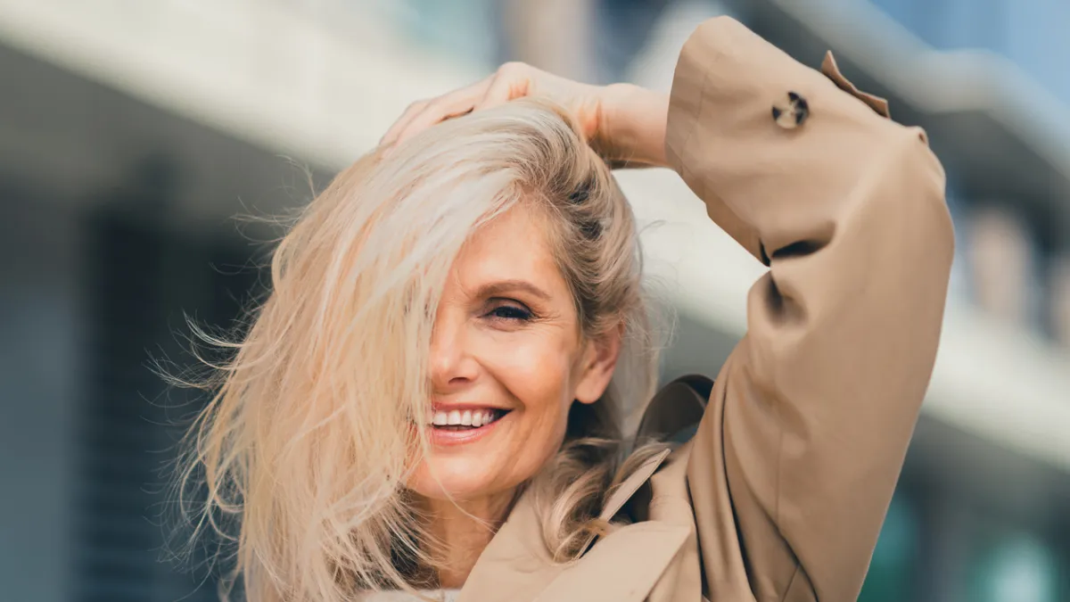 femme blonde