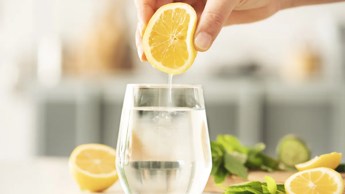 eau citronnée
