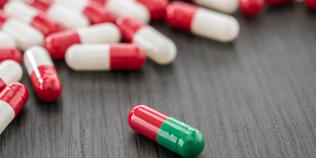 many medicines pills capsules of diferent size