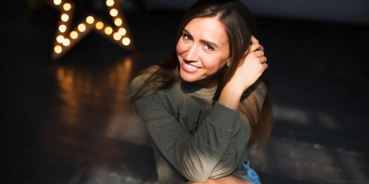 lifestyles portrait of a beautiful smiling girl happy woman