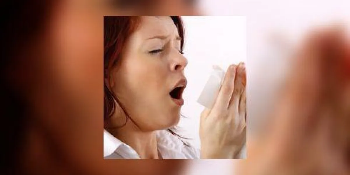 femme avec un rhume